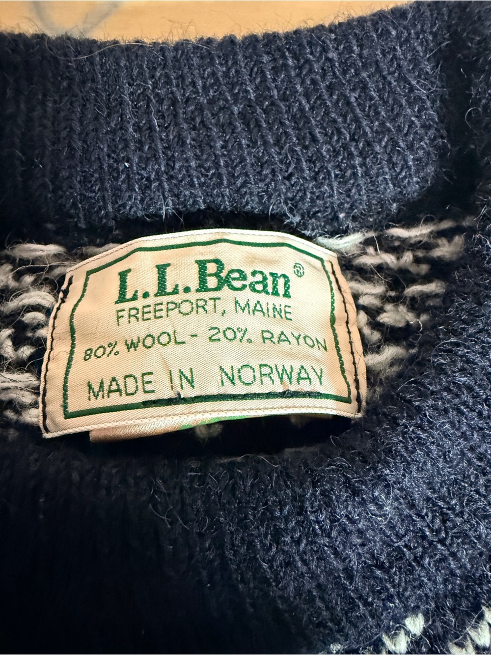 Vintage L.L. Bean Navy & White Textured Crewneck Sweater - Picture 2 of 8